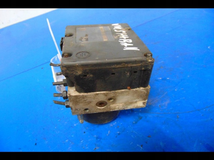 VOLKSWAGEN SHARAN POMPE ABS 7M0614111P