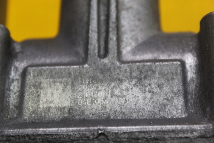 COUVERCLE DE SOUPAPES CHÂSSIS ARBRE À CAMES ARBRES VW GOLF VII 1.2 TSI CJZ 04E103475AM