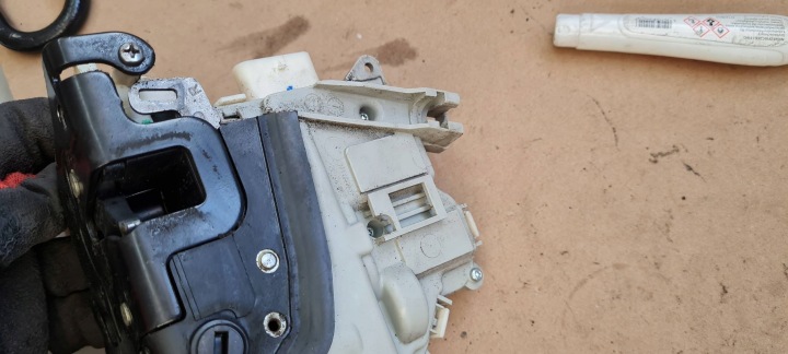 Q5 8R SERRURE DE PORTE DROIT ARRIÈRE ARRIÈRE 6 GOUPILLE A5 A4 B8 S4 8K0839016C