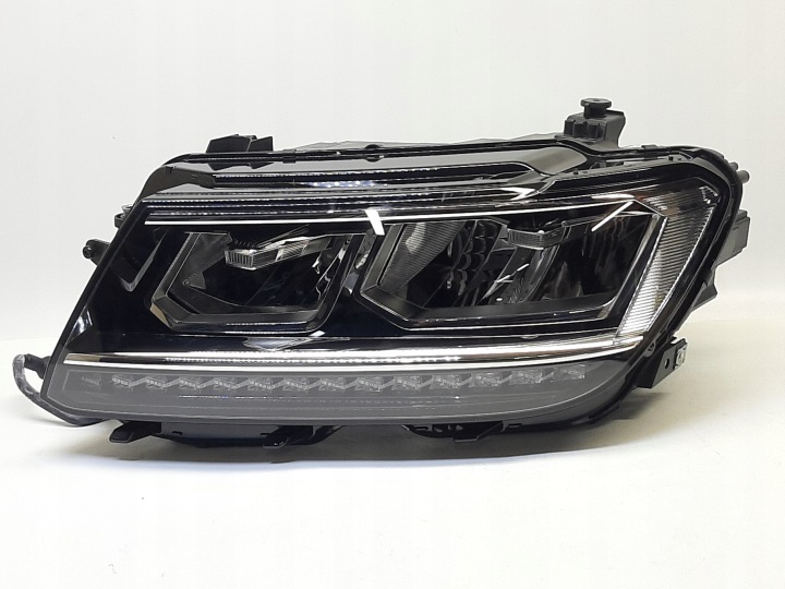VW TIGUAN 2017-2020 PROJECTEUR GAUCHE 5NB941035B