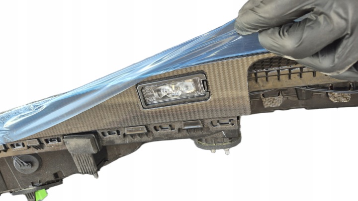 CACHE COUVERCLES DE COFFRE PHARE ARRIÈRE AUDI Q8 SQ8 4M8 USA OE 4M8945095L HIGH CARBONE NEUF