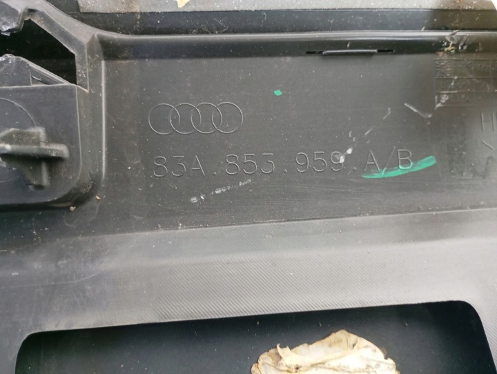 MOULURE PORTES GAUCHE AVANT AUDI Q3 83A II 83A853959 ORIGINAL