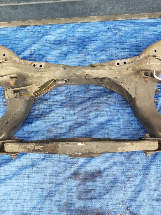 BERCEAU ARRIÈRE MERCEDES SL R230 W230 POUTRE CHÂSSIS CHÂSSIS 2303501600