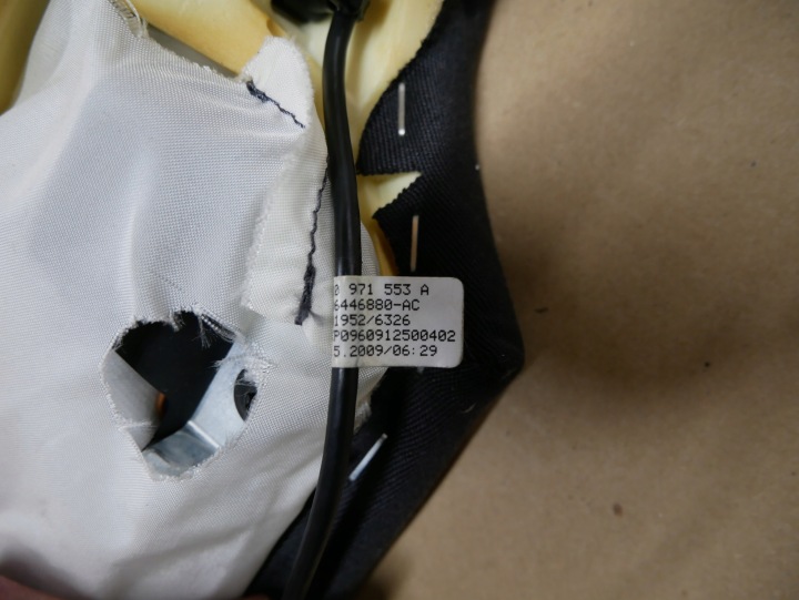 AUDI A4 B8 AIRBAG DROIT COUSSIN SÉCURITÉ BANQUETTES ARRIÈRE ARRIÈRE DROIT 8K0971553A