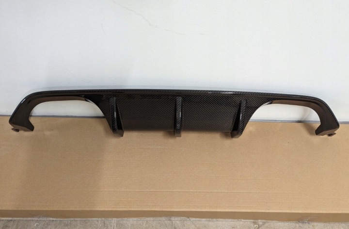 OE BMW M3 F80 M4 F82 M PERFORMANCE DIFFUSEUR PARE-CHOCS CARBONE