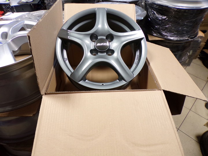 KIA PICANTO 1 2 3 RIO 2 3 4_HYUNDAI i10 i20 GETZ_F-VAT_15''