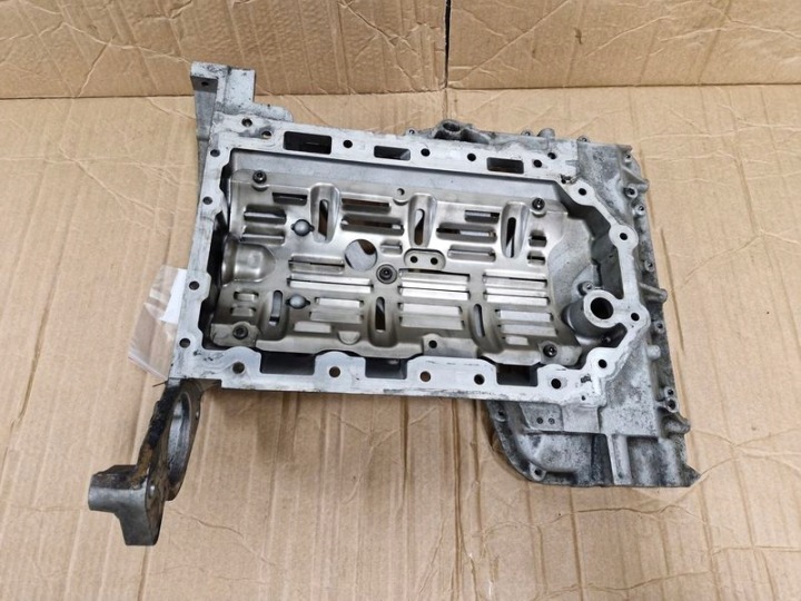 JAGUAR XF X250 3.0 D SUPPORT CUVETTES HUILEUSE 9X2Q-6U004-CB