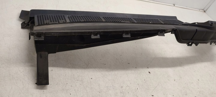 DOUBLURE DE PASSAGE DE ROUE MERCEDES W208