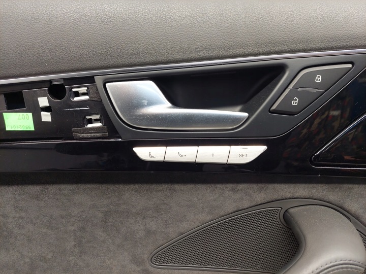 AUDI A8 S8 D4 4H 4H4867317 ARRIÈRE CÔTÉ GAUCHE BOCZK