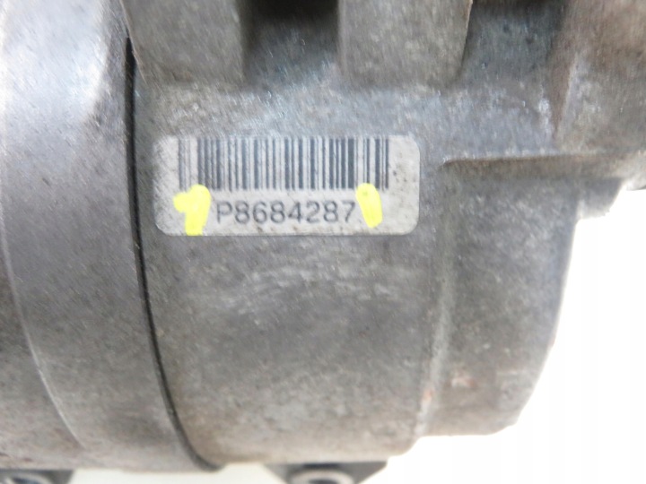 COMPRESSEUR DE CLIMATISATION VOLVO S80 I 2.0 T P8684287
