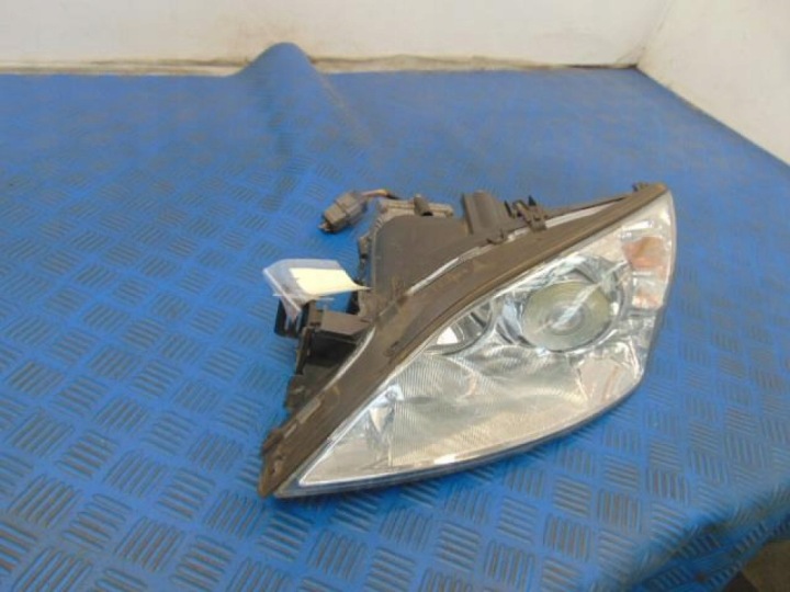 FORD MONDEO MK3 PROJECTEUR GAUCHE XÉNON 0301174271