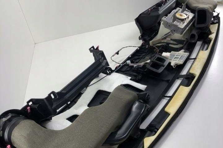 TABLEAU DE BORD COCKPIT TOYOTA 5530242050 2.5L 2018
