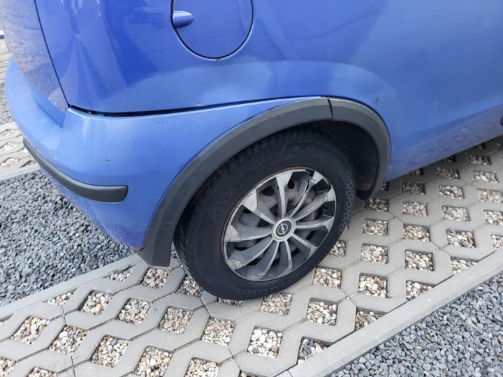 OPEL CORSA C 00-06R. LIFT ARRIÈRE JEU COUVERCLES DE COFFRE PARE-CHOCS PHARES POUTRE GLISSIÈRES Z21G