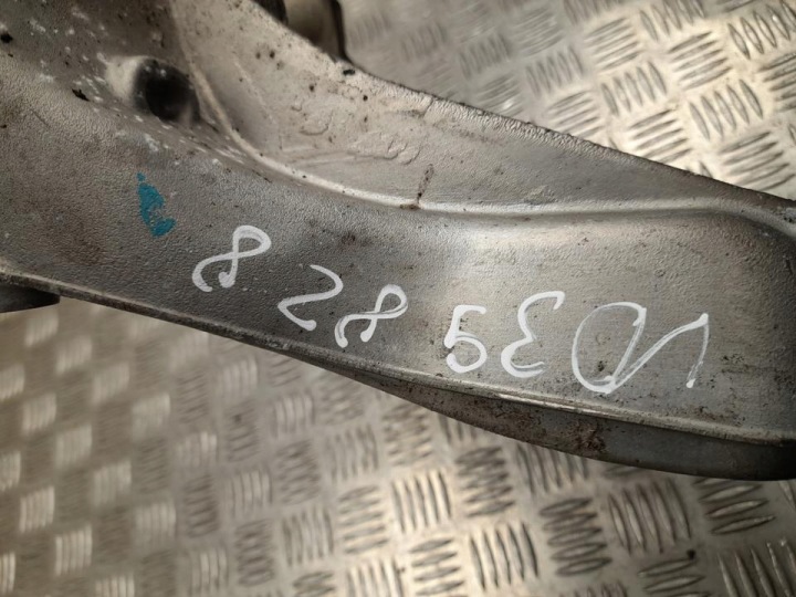 POIGNÉE MOTEUR AUDI Q5 GUB 2025 8MA399296