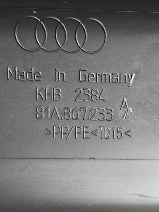 AUDI Q2 GAUCHE CÔTÉ PROTECTION MONTANTS VITRES AVANT A