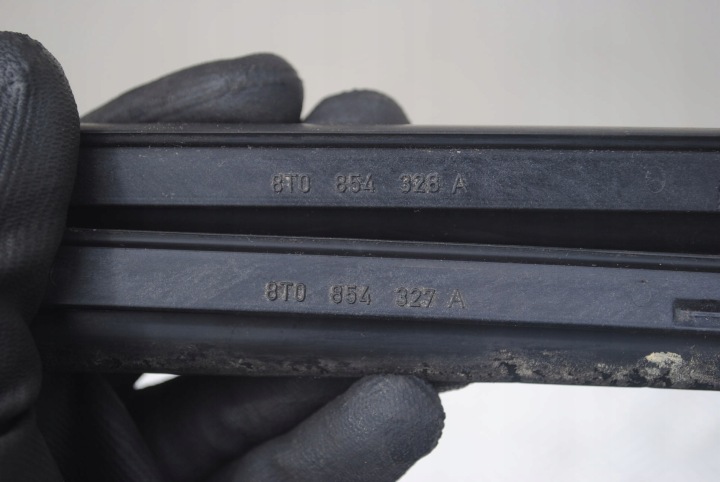 BAGUETTES PARE-BRISE 8T0854327A, 8T0854328A AUDI A5 8T SPORTBACK