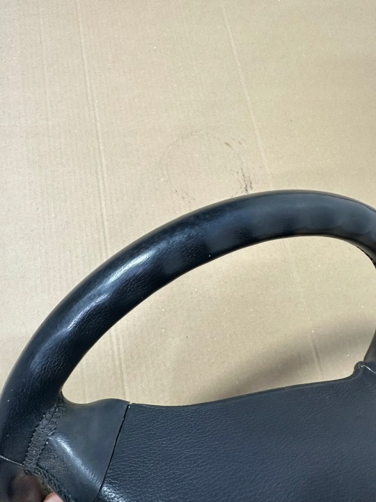 VOLANT CUIR CUIR MERCEDES SL R230, W230 SA NOIRE