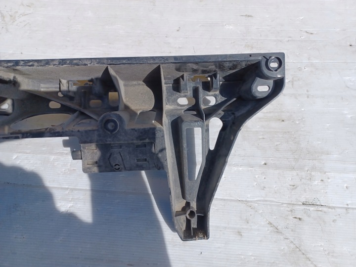 BMW F15 X5 F85 X5M FIXATION GLISSIÈRE PARE-CHOCS ARRIÈRE ARRIÈRE CENTRAL 7294391