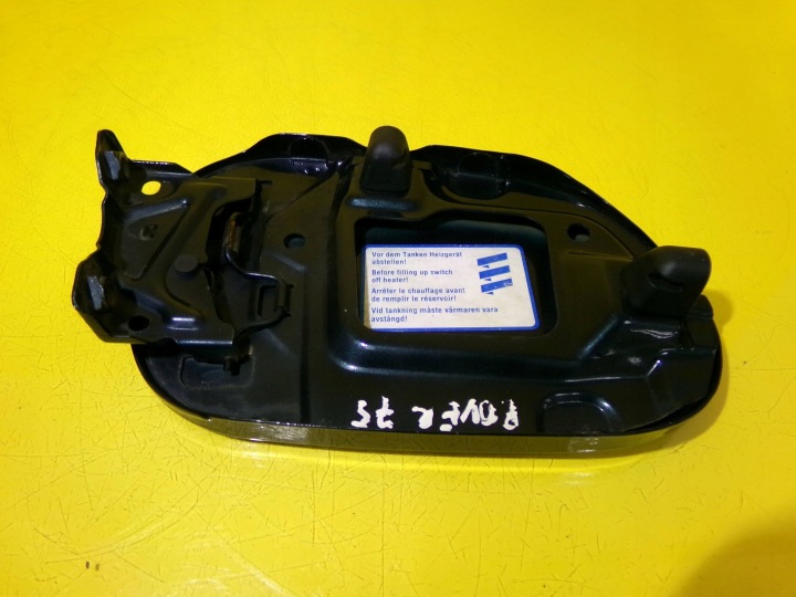 CLAPET GOULOTTE DE REMPLISSAGE CARBURANTS ROVER 75 NR157