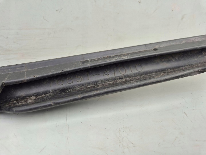 TOYOTA PRIUS II LÈVRE SOUS PARE-CHOCS AVANT AVANT 76851-47010 03-09