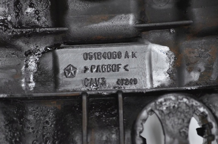 2014 JEEP WRANGLER COUVERCLE DE SOUPAPES 5184069AK