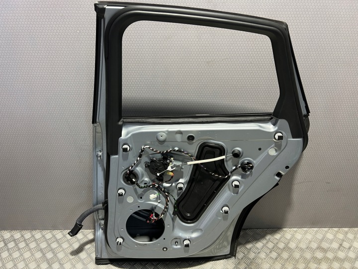 COMPLET PORTES DROIT ARRIÈRE PORSCHE MACAN 95B 2014-2024 LIFT 2023 M7P F0