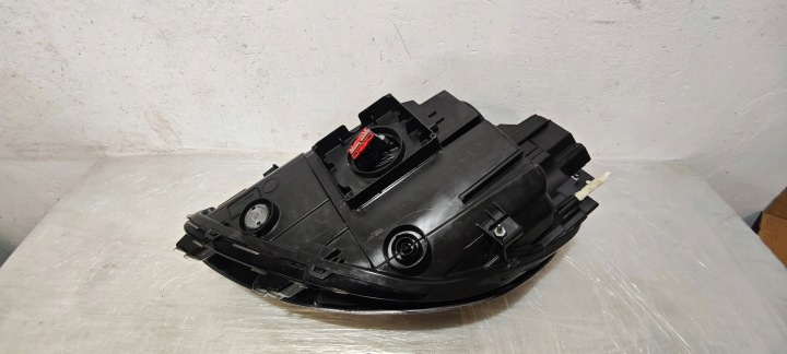 PHARE DROIT AVANT FORD PUMA MK2 COMPLET LED