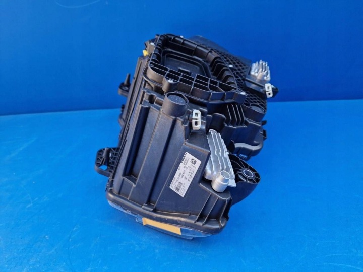 NEUF ORIGINALE PHARE AVANT PROJECTEUR VOLVO FH5 2021+