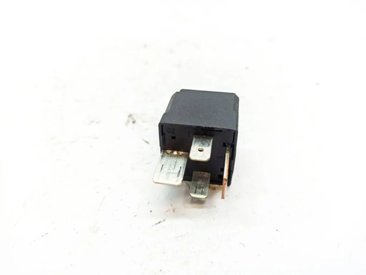 RELAIS VW EOS (1F7, 1F8) 7M0951253A 1.39L GASOLINE 118KW 2010