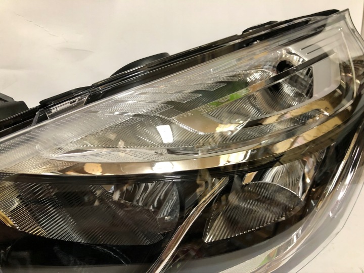 TYC 20-17017-05-2 PROJECTEUR