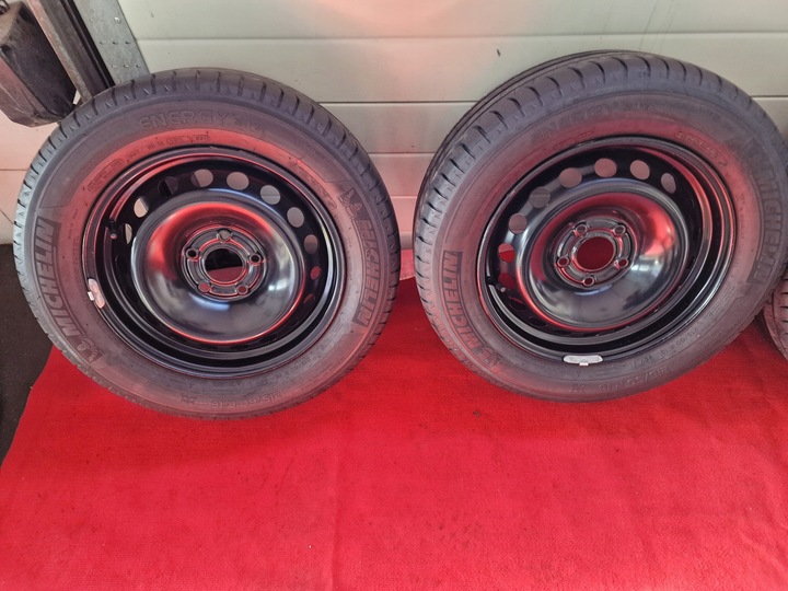 LLANTAS CON NEUMÁTICOS RENAULT 215/60R16 NR 403000027R LATO 