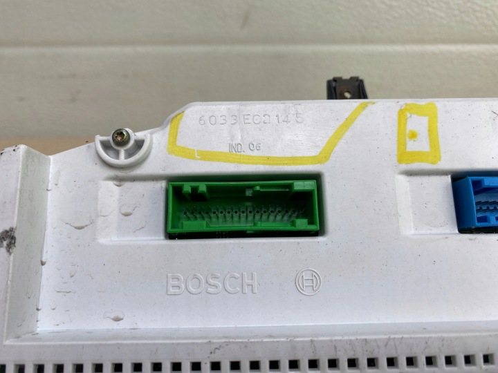 COMPTEUR FORD FIESTA MK7 DIESEL TABLEAU DE BORD EUROPE 6033EC2145