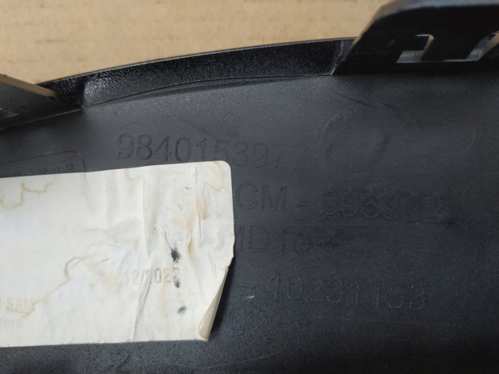 MOULURE GRILLE ZDERZKA OPEL GRANDLAND 9840153977 GAUCHE