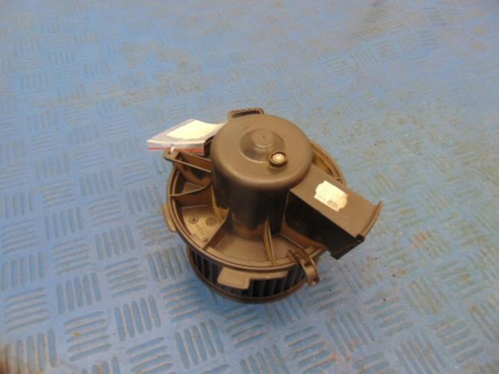 PEUGEOT 206 1.4B VENTILATEUR RÉCHAUFFEURS 6424501