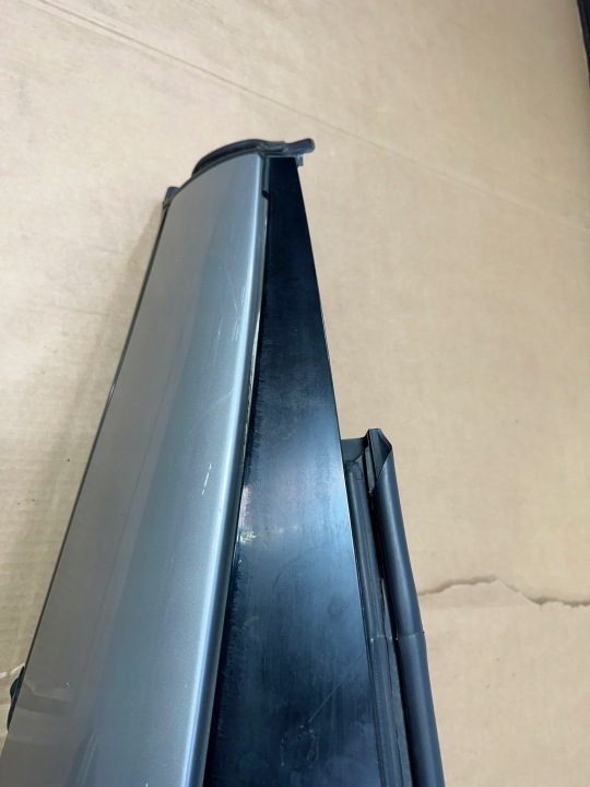 POTEAU TOITS GAUCHE PROTECTION GAUCHE CALANDRE MERCEDES SL R230, W230 ZA, C723