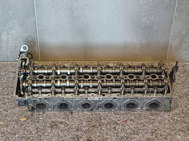 BMW OE 7812929 CULASSE