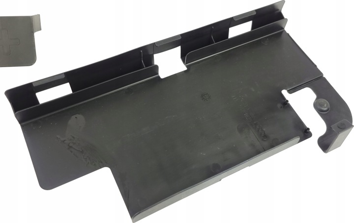 AUDI A6 C6 LIFT 3.0 TDI PROTECTION CAPUCHONS COUVERCLE BATTERIE 8K0915429G