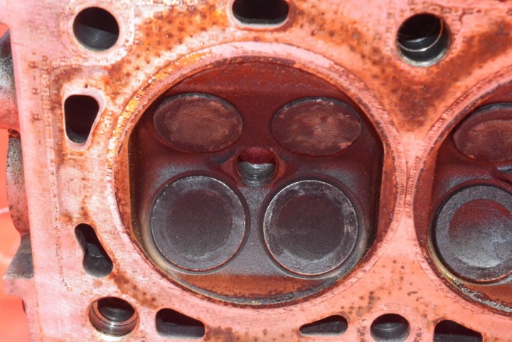 CULASSE MOTEUR 1001837 VOLVO S80 1 I 2.5 T 210 KM LIFT 03-06