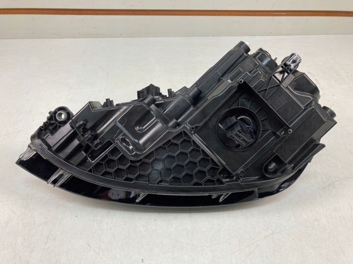 PHARE DROITE AVANT VW GOLF VII LIFT 5G1 COMPLET LED R-LINE