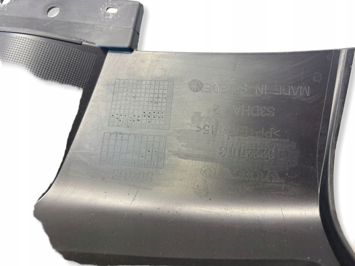 VOLVO V60 MOULURE PARE-CHOCS ARRIÈRE ARRIÈRE DIFFUSEUR 32227003 18 25
