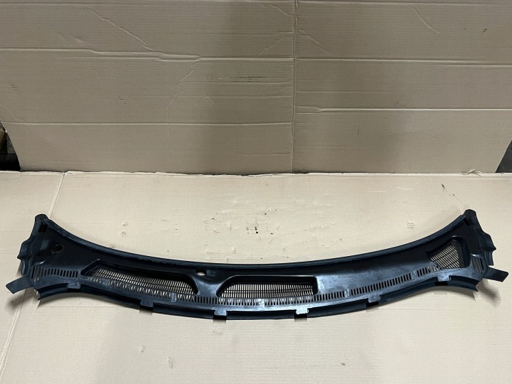 FORD FIESTA MK7 09- DOUBLURE DE PASSAGE DE ROUE COMPLET EUROPE