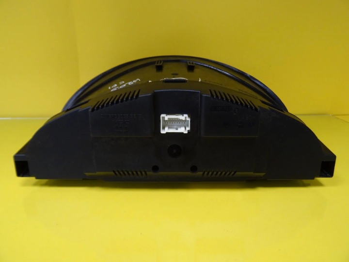 COMPTEUR COMPTEUR TABLEAU DE BORD MERCEDES W203 CDI A2035401311 NR1042