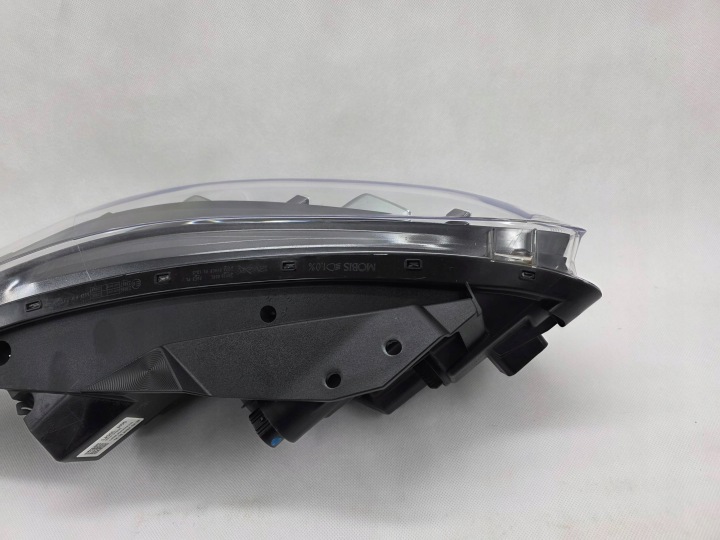 KIA CEED 3 III LIFT 2021+ PHARE AVANT GAUCHE COMPLET LED EUROPE 92101J7500