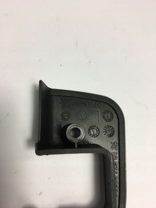 LIFT PROTECTION CALANDRE SERRURE PORTES GAUCHE MERCEDES CLK W209 2037230124