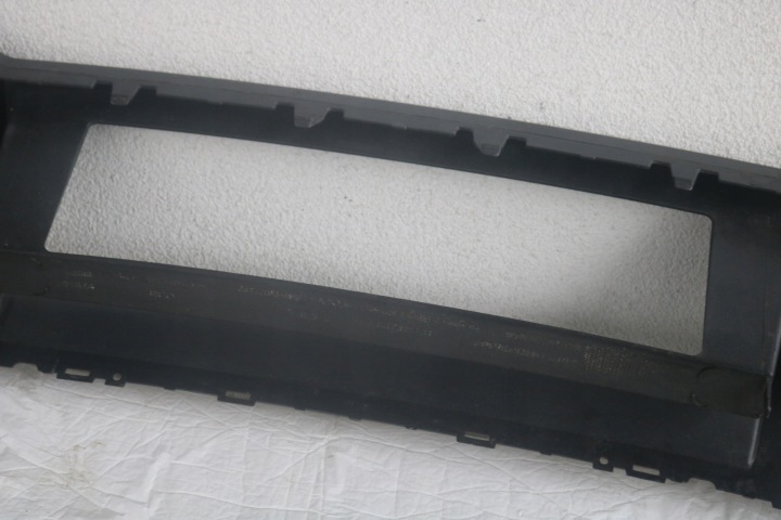 AUDI A3 8V SPOILER ZDERAKA ARRIÈRE ARRIÈRE 8V3807521R