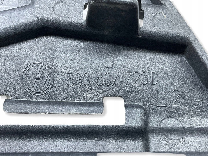 2014 VOLKSWAGEN GOLF VII GRILLE HALOGÈNE 5G0807723D