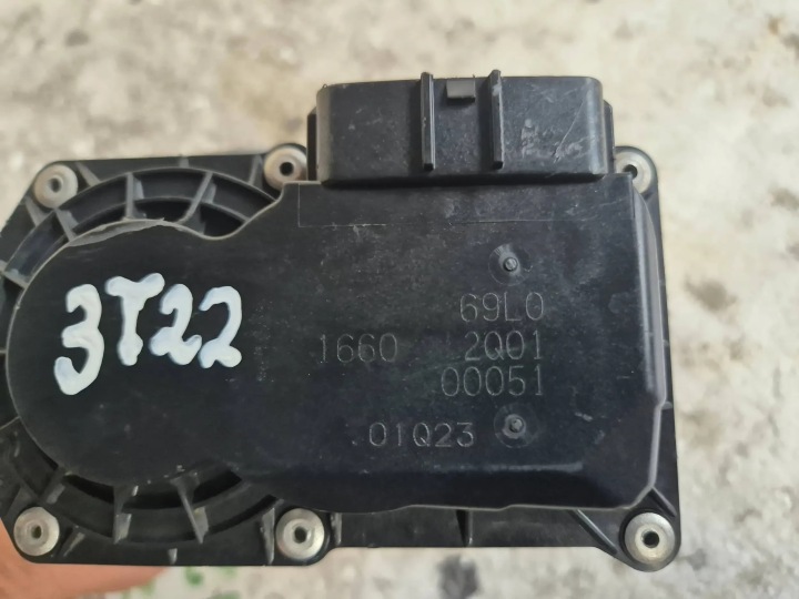 PAPILLON DES GAZ 69L0 2Q01 SUZUKI SWIFT IV 1.3 B