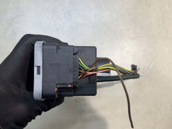 POMPE SERRURE CENTRAL GOLF III 1.9 TDI 1H0962264