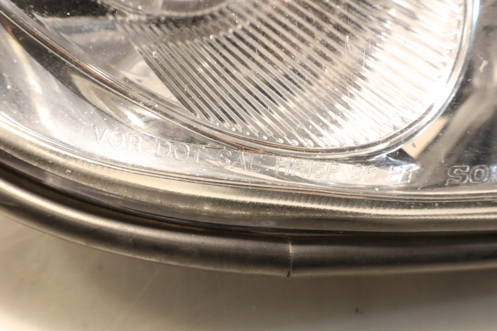 PHARE DROITE AVANT MERCEDES SLK 200 R170