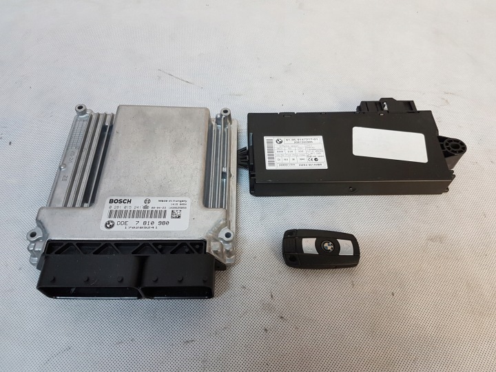 ORDINATEUR MOTEUR BMW E71 E70 X5 X6 7810980 0281015241 CAS CLÉ
